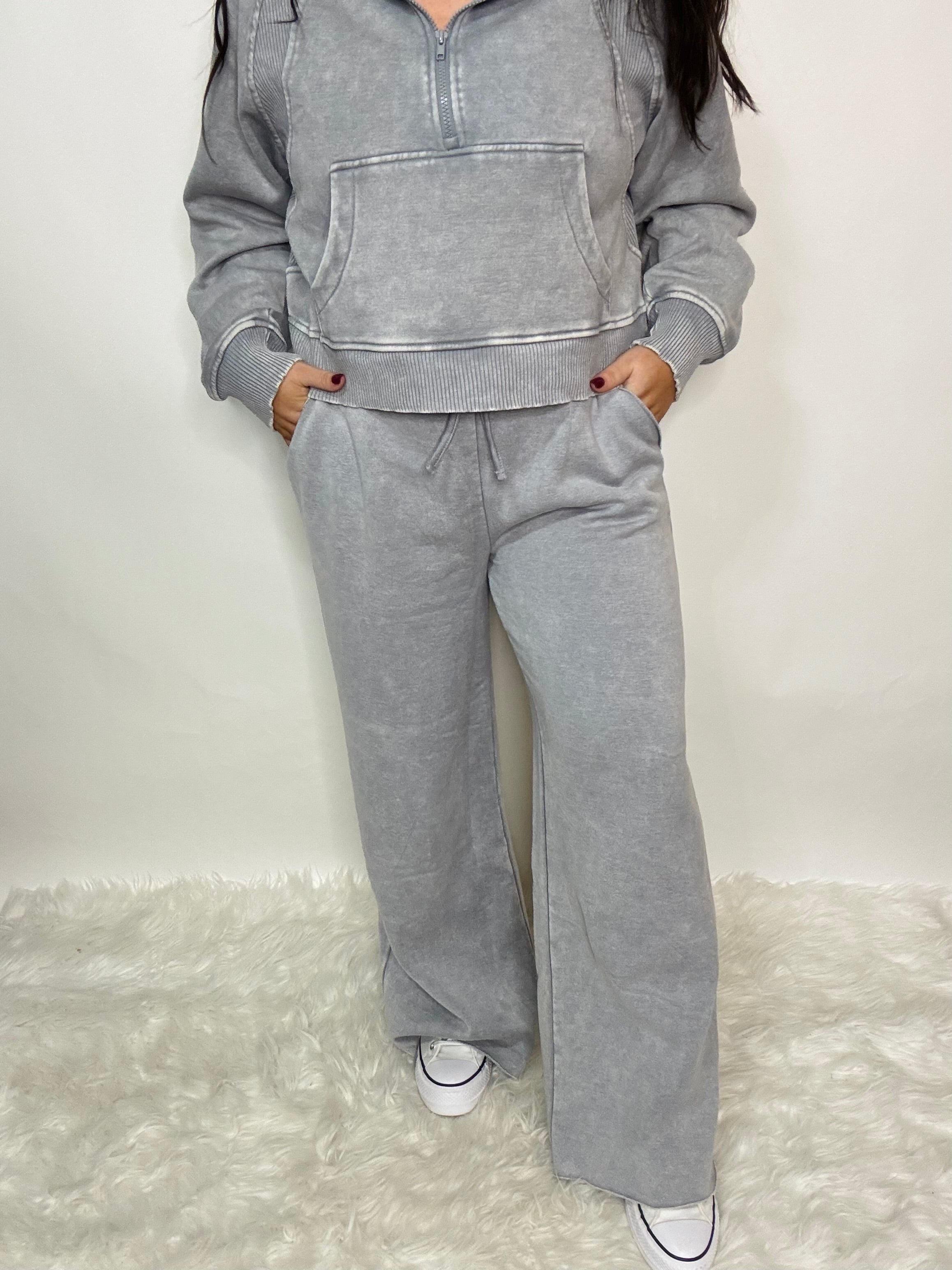 Montana Acid Wash Wide Leg Pants - Sleet – Fifty Four Boutique
